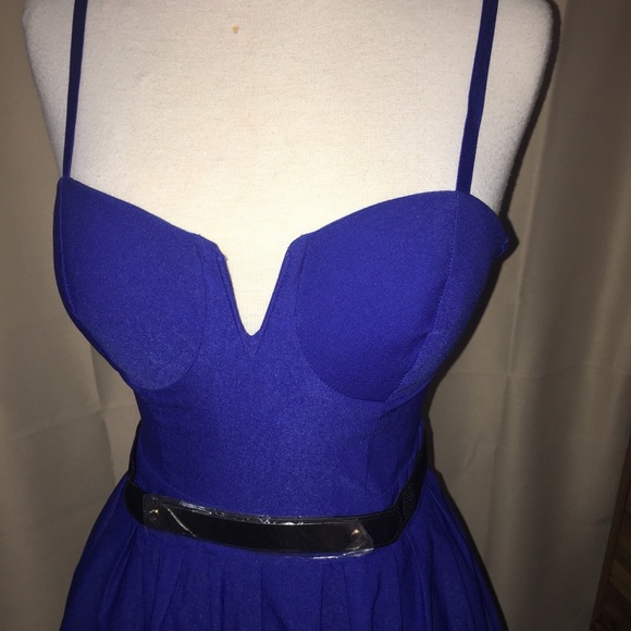 Material Girl Belted romper - Picture 2 of 5